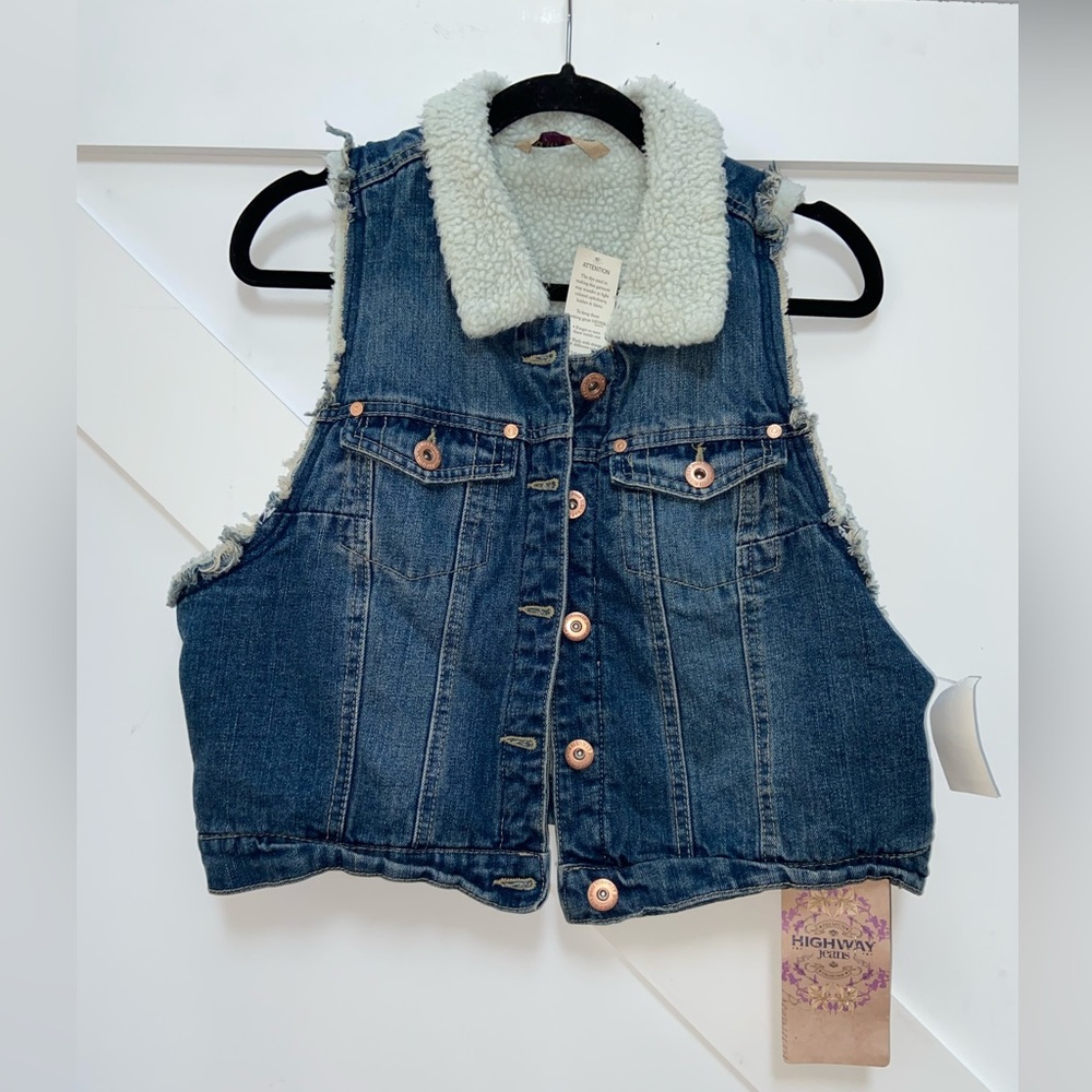 Denim & Sherpa Cropped Vest